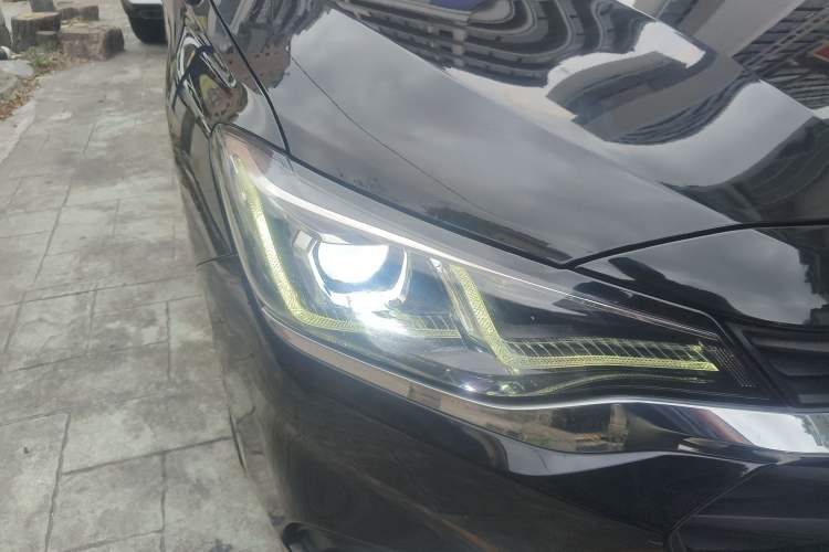 Used Chevrolet Monza 2020 320 Automatic Enjoyment Edition Exterior 6