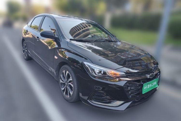 Used Chevrolet Monza 2020 Light Hybrid RS 330T Automatic Comfort Edition Front Right 45 Deg