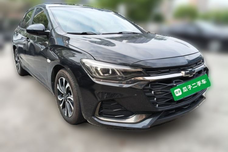 Used Chevrolet Monza 2020 Light Hybrid RS 330T Automatic Comfort Edition Front Right 45 Deg
