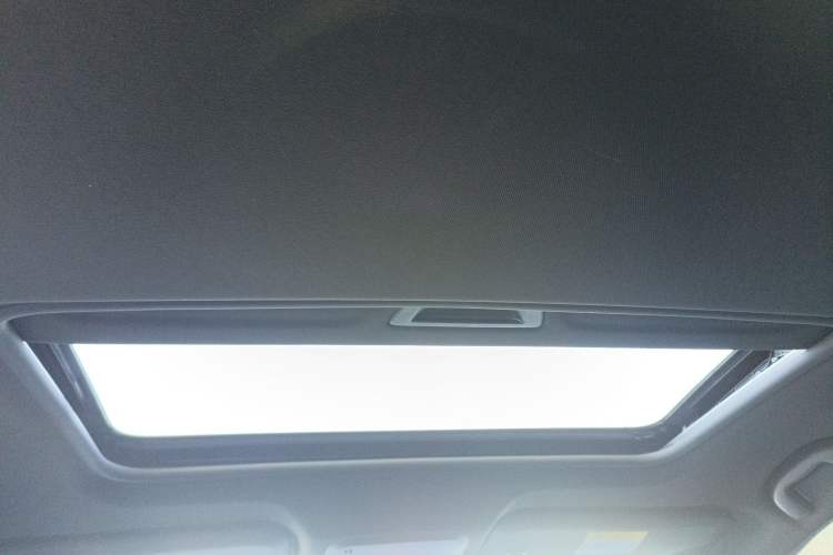 Used Chevrolet Monza 2020 Light Hybrid RS 330T Automatic Comfort Edition Headliner