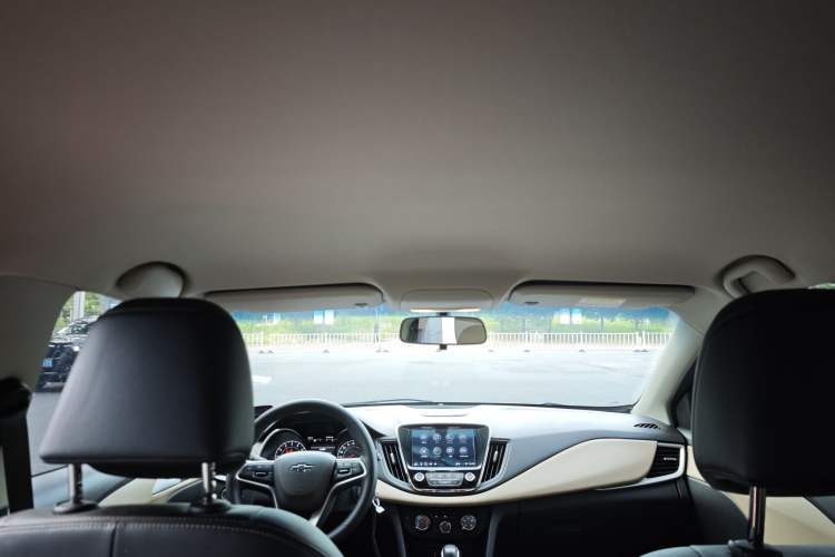 Used Chevrolet Monza 2020 320 Automatic Enjoyment Edition Headliner
