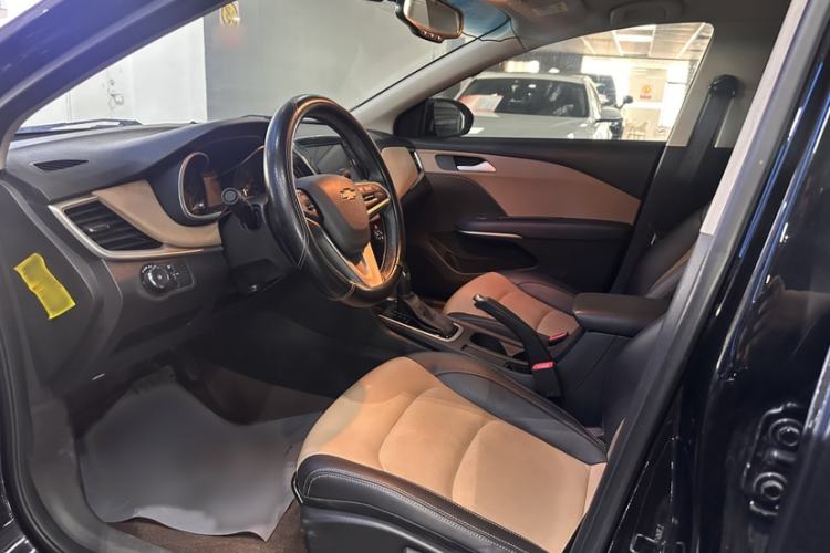 Used Chevrolet Monza 2020 320 Automatic Enjoyment Edition Interior 2