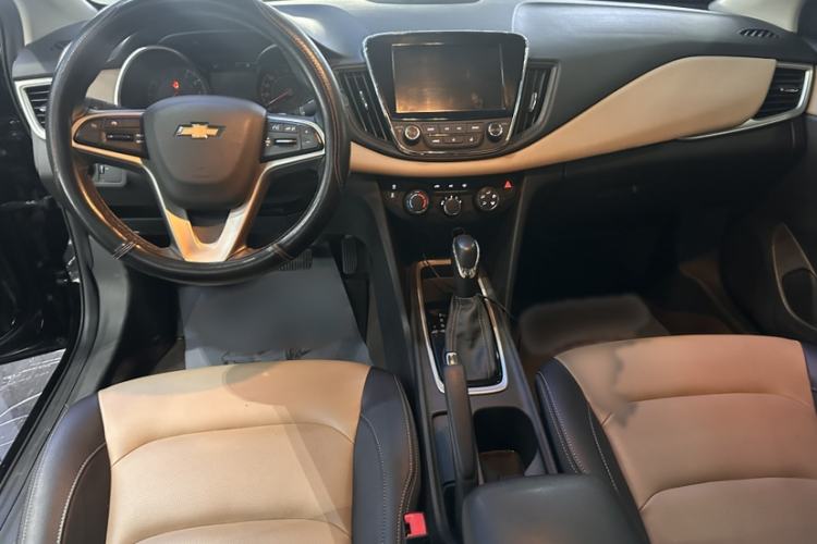 Used Chevrolet Monza 2020 320 Automatic Enjoyment Edition Interior 3