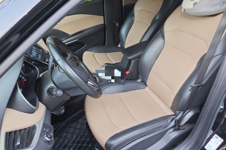 Used Chevrolet Monza 2020 320 Automatic Enjoyment Edition Left Front Seat