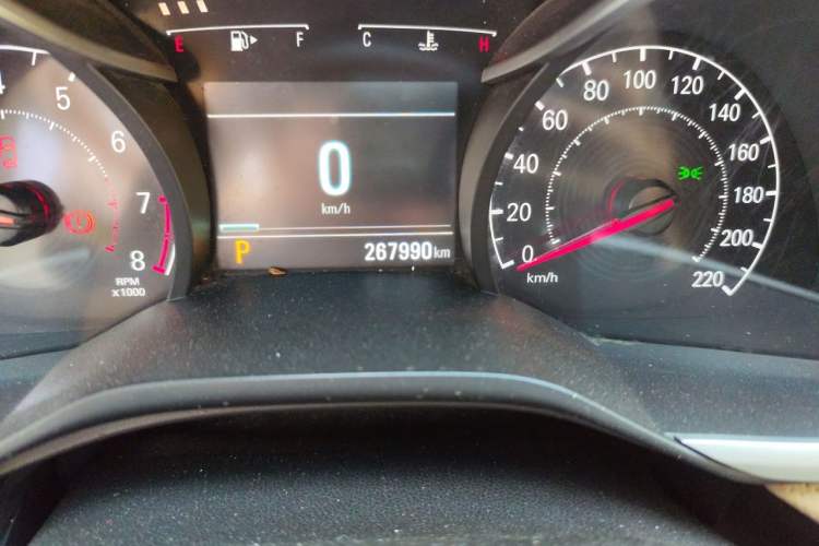 Used Chevrolet Monza 2020 320 Automatic Enjoyment Edition Odometer Close Up
