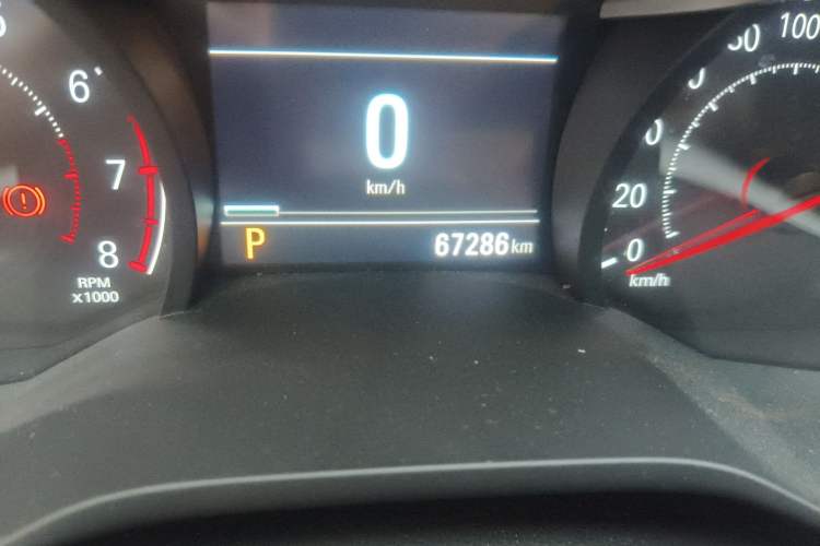 Used Chevrolet Monza 2020 320 Automatic Enjoyment Edition Odometer Close Up