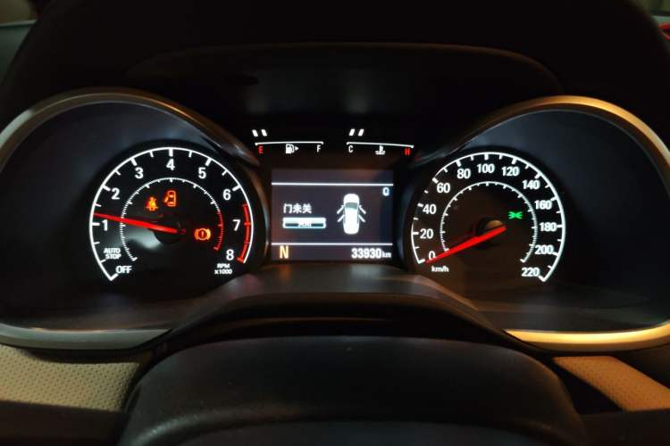 Used Chevrolet Monza 2020 320 Automatic Enjoyment Edition Odometer Close Up