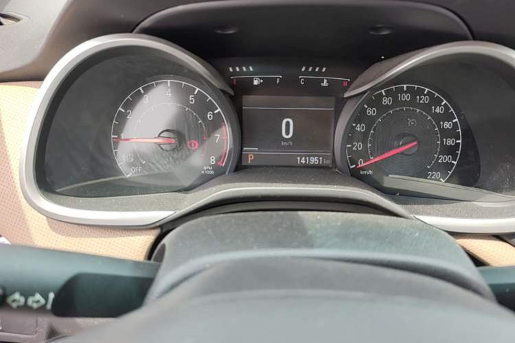 Used Chevrolet Monza 2020 320 Automatic Enjoyment Edition Odometer Close Up