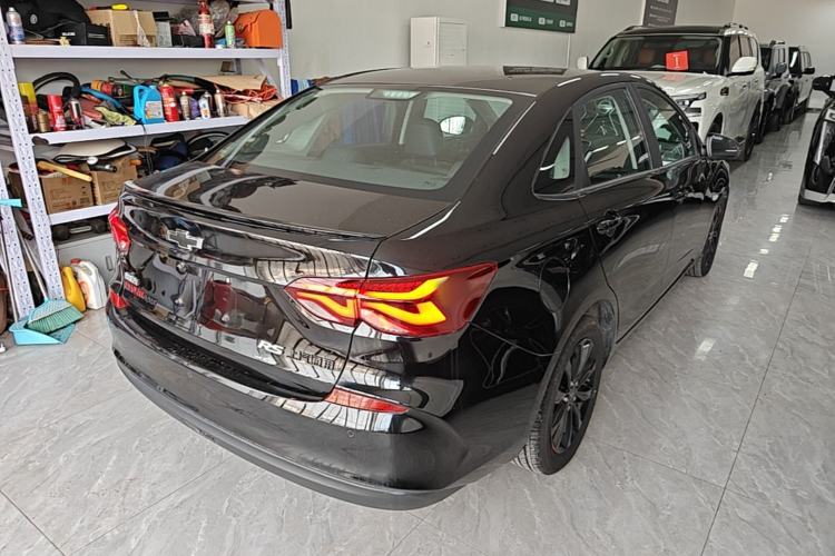 Used Chevrolet Monza 2020 Light Hybrid Redline 320T Dual-Clutch Thrilling Edition Rear Right 45 Deg