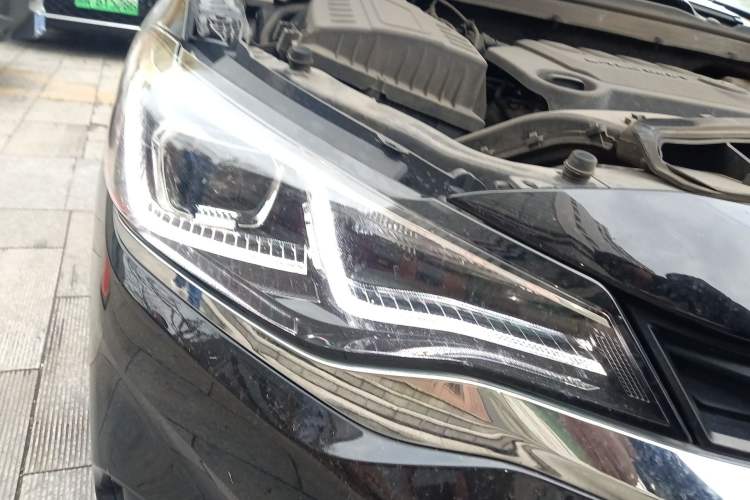 Used Chevrolet Monza 2020 320 Automatic Enjoyment Edition Right Front Headlight