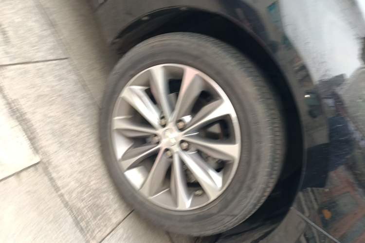 Used Chevrolet Monza 2020 320 Automatic Enjoyment Edition Right Front Wheel Hub