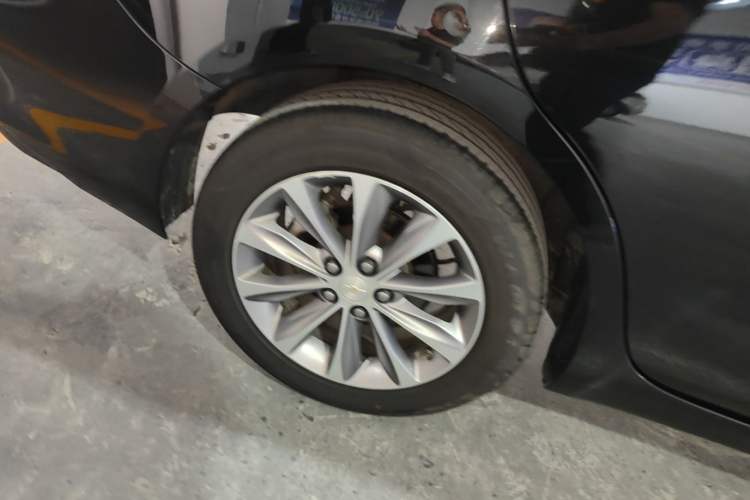 Used Chevrolet Monza 2020 320 Automatic Enjoyment Edition Right Rear Wheel Hub