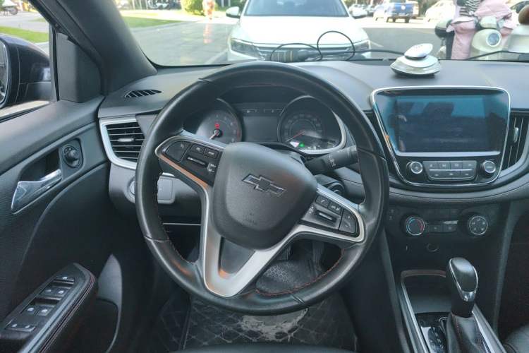 Used Chevrolet Monza 2020 Light Hybrid RS 330T Automatic Comfort Edition Steering Wheel