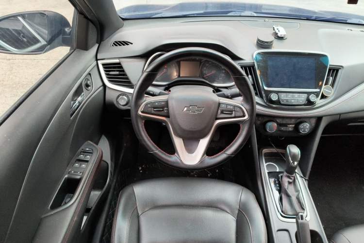Used Chevrolet Monza 2020 Light Hybrid RS 330T Automatic Comfort Edition Steering Wheel