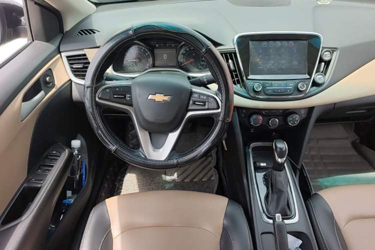 Used Chevrolet Monza 2020 320 Automatic Enjoyment Edition Steering Wheel
