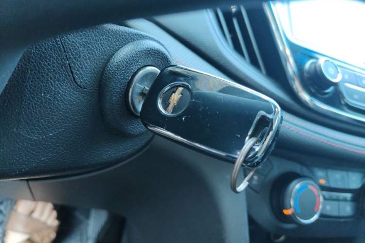 Used Chevrolet Monza 2020 Light Hybrid RS 330T Automatic Comfort Edition Vehicle Key