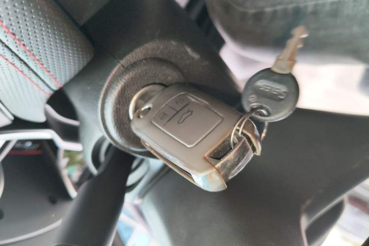 Used Chevrolet Monza 2020 Light Hybrid RS 330T Automatic Comfort Edition Vehicle Key