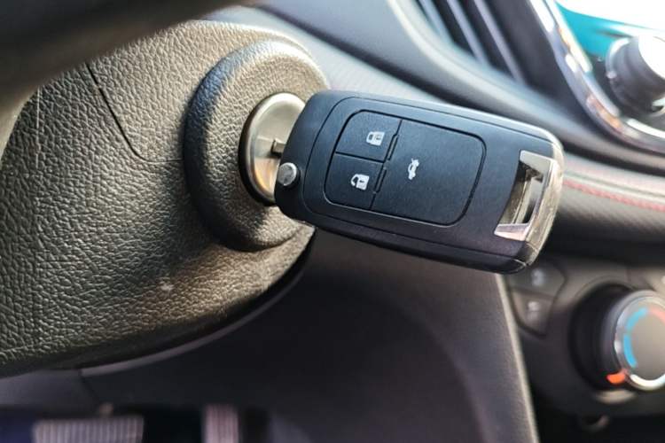 Used Chevrolet Monza 2020 Light Hybrid RS 330T Automatic Comfort Edition Vehicle Key