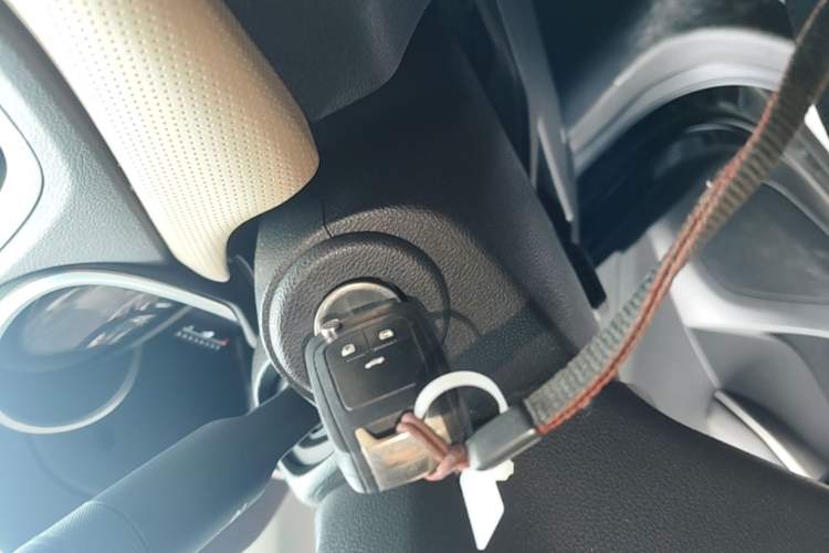 Used Chevrolet Monza 2020 320 Automatic Enjoyment Edition Vehicle Key