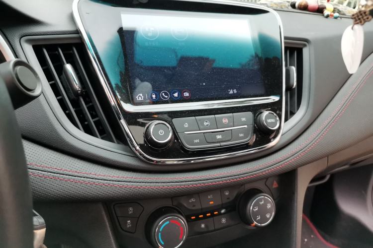 Used Chevrolet Monza 2020 Light Hybrid RS 330T Automatic Comfort Edition Audio And AC Panel