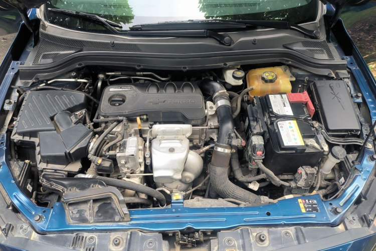 Used Chevrolet Monza 2020 Light Hybrid RS 330T Automatic Comfort Edition Engine Bay