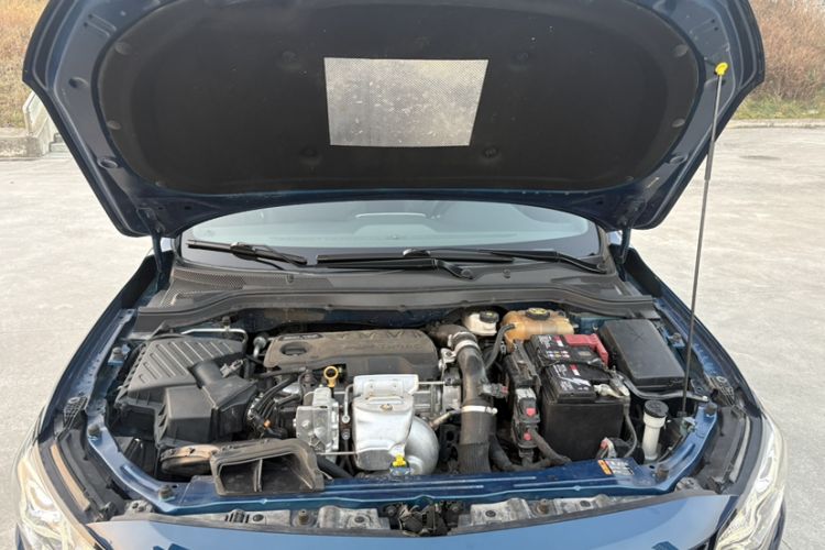 Used Chevrolet Monza 2020 Light Hybrid RS 330T Automatic Comfort Edition Engine Bay
