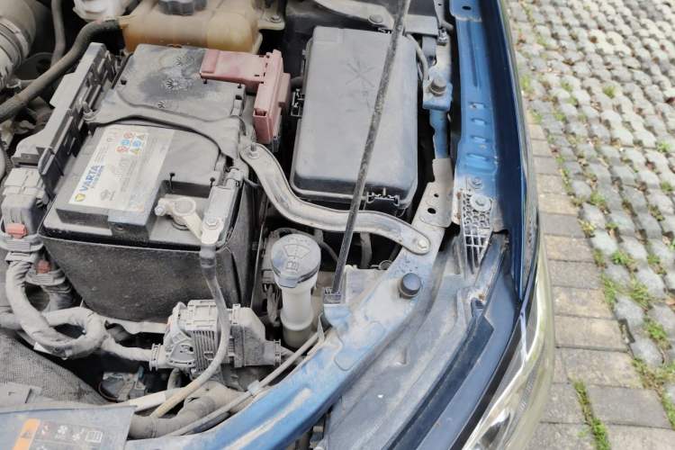 Used Chevrolet Monza 2020 Light Hybrid RS 330T Automatic Comfort Edition Engine Bay Left