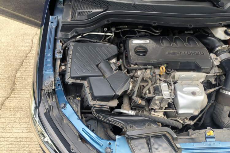 Used Chevrolet Monza 2020 Light Hybrid RS 330T Automatic Comfort Edition Engine Bay Right