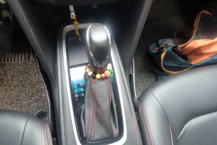 Used Chevrolet Monza 2020 Light Hybrid RS 330T Automatic Comfort Edition Gear Lever
