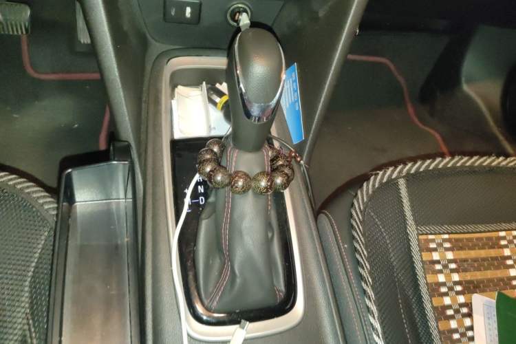 Used Chevrolet Monza 2020 Light Hybrid RS 330T Automatic Comfort Edition Gear Lever