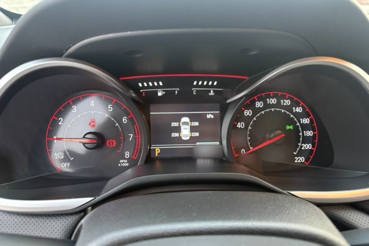 Used Chevrolet Monza 2020 Light Hybrid RS 330T Automatic Comfort Edition Interior 4