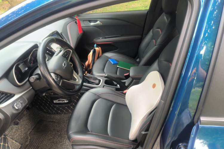 Used Chevrolet Monza 2020 Light Hybrid RS 330T Automatic Comfort Edition Left Front Seat