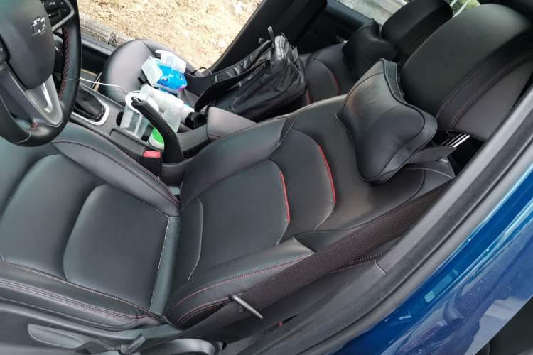 Used Chevrolet Monza 2020 Light Hybrid RS 330T Automatic Comfort Edition Left Front Seat
