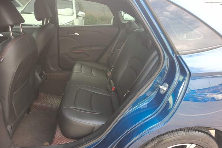 Used Chevrolet Monza 2020 Light Hybrid RS 330T Automatic Comfort Edition Left Rear Seat