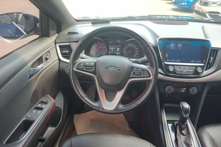 Used Chevrolet Monza 2020 Light Hybrid RS 330T Automatic Comfort Edition Steering Wheel