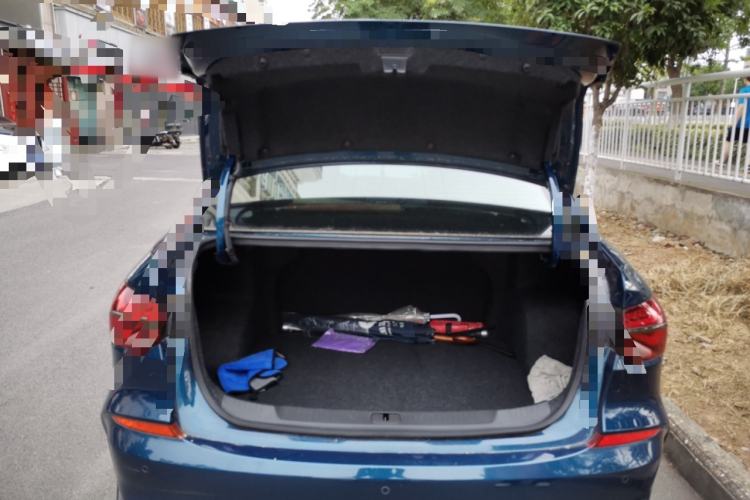 Used Chevrolet Monza 2020 Light Hybrid RS 330T Automatic Comfort Edition Trunk