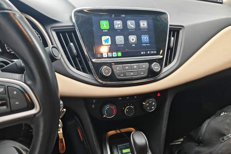 Used Chevrolet Monza 2020 320 Automatic Enjoyment Edition Audio And AC Panel