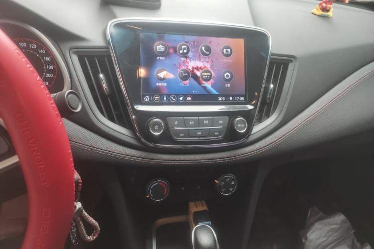 Used Chevrolet Monza 2020 Light Hybrid RS 330T Automatic Comfort Edition Audio And AC Panel