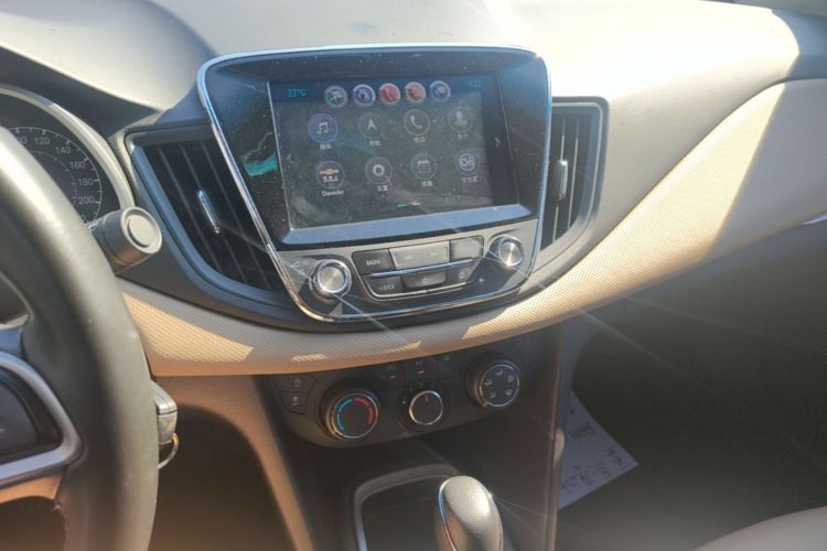 Used Chevrolet Monza 2020 320 Automatic Enjoyment Edition Audio And AC Panel