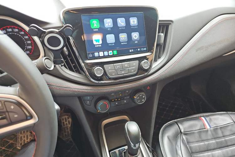 Used Chevrolet Monza 2020 Light Hybrid RS 330T Automatic Comfort Edition Audio And AC Panel