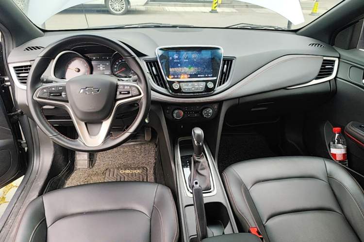 Used Chevrolet Monza 2020 Light Hybrid RS 330T Automatic Comfort Edition Audio And AC Panel