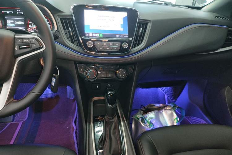 Used Chevrolet Monza 2020 Light Hybrid RS 330T Automatic Comfort Edition Audio And AC Panel
