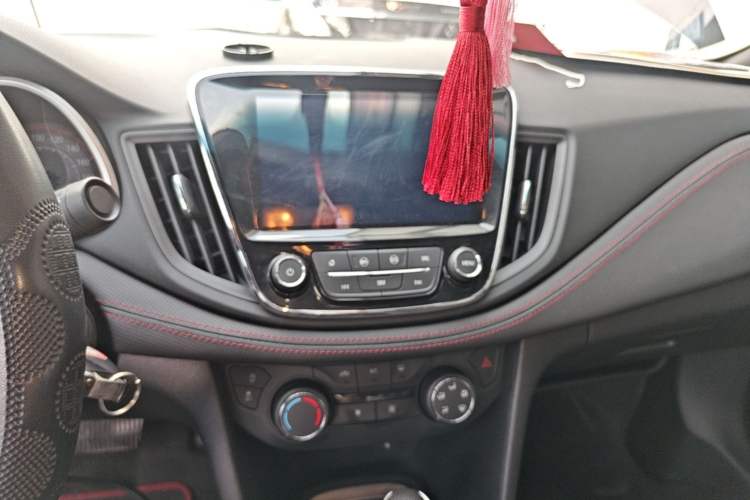 Used Chevrolet Monza 2020 Light Hybrid RS 330T Automatic Thrill Edition Audio And AC Panel