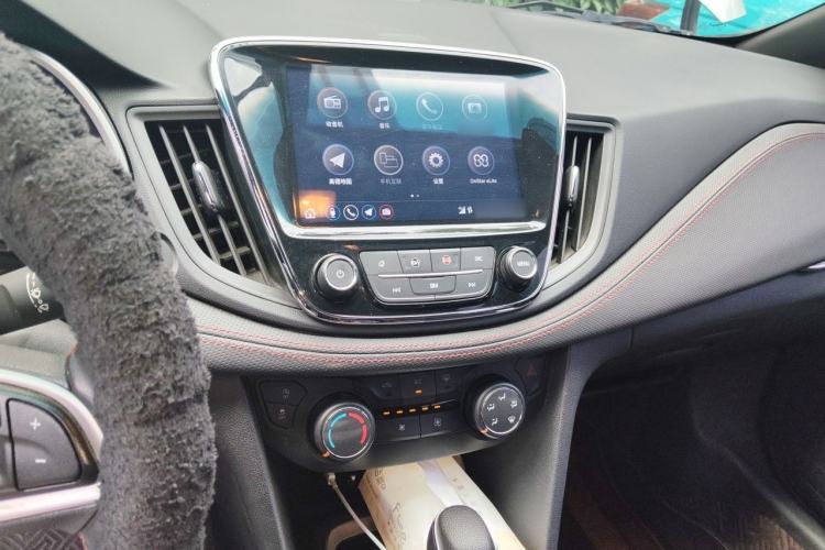 Used Chevrolet Monza 2020 Light Hybrid RS 330T Automatic Comfort Edition Audio And AC Panel