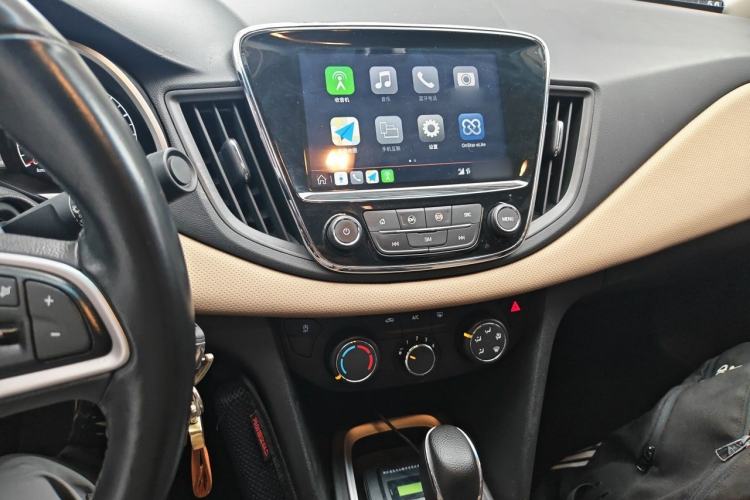 Used Chevrolet Monza 2020 320 Automatic Enjoyment Edition Audio And AC Panel
