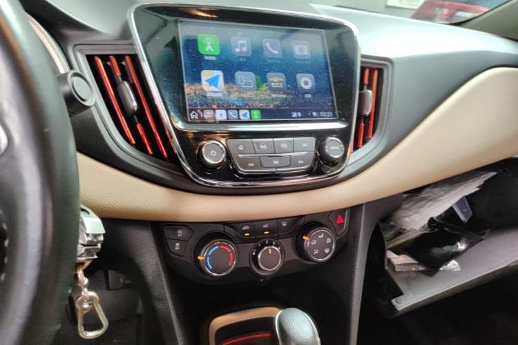 Used Chevrolet Monza 2020 320 Automatic Enjoyment Edition Audio And AC Panel