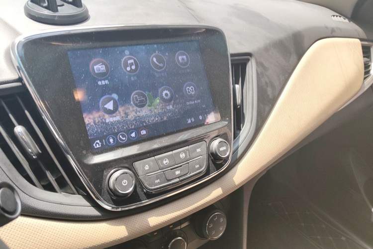 Used Chevrolet Monza 2020 320 Automatic Enjoyment Edition Audio And AC Panel