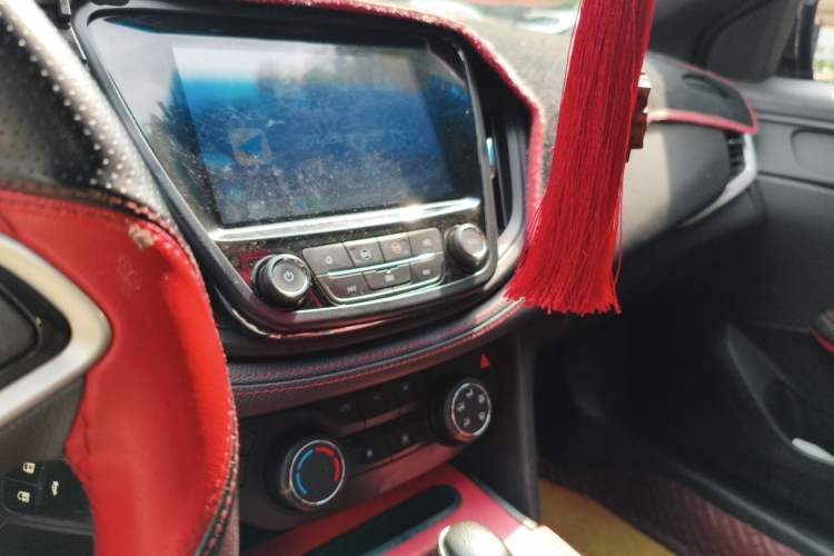 Used Chevrolet Monza 2020 Light Hybrid RS 330T Automatic Comfort Edition Audio And AC Panel