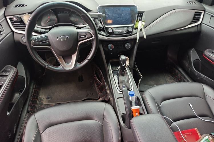 Used Chevrolet Monza 2020 Light Hybrid RS 330T Automatic Comfort Edition Center Console