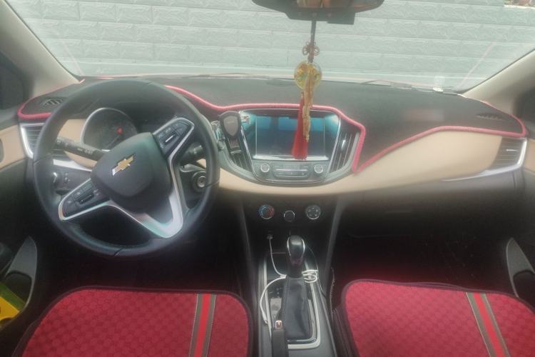 Used Chevrolet Monza 2020 320 Automatic Enjoyment Edition Center Console